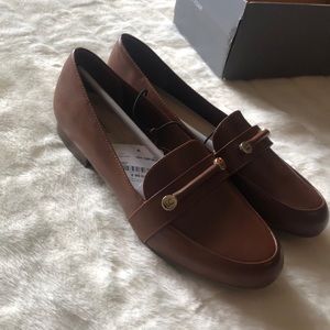 Liz Claiborne Trish Cognac size 8 memory foam Loafers
